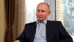 ‘Dethrone the tsar’: Putin floats retirement to seaside winery amid Navalny uproar