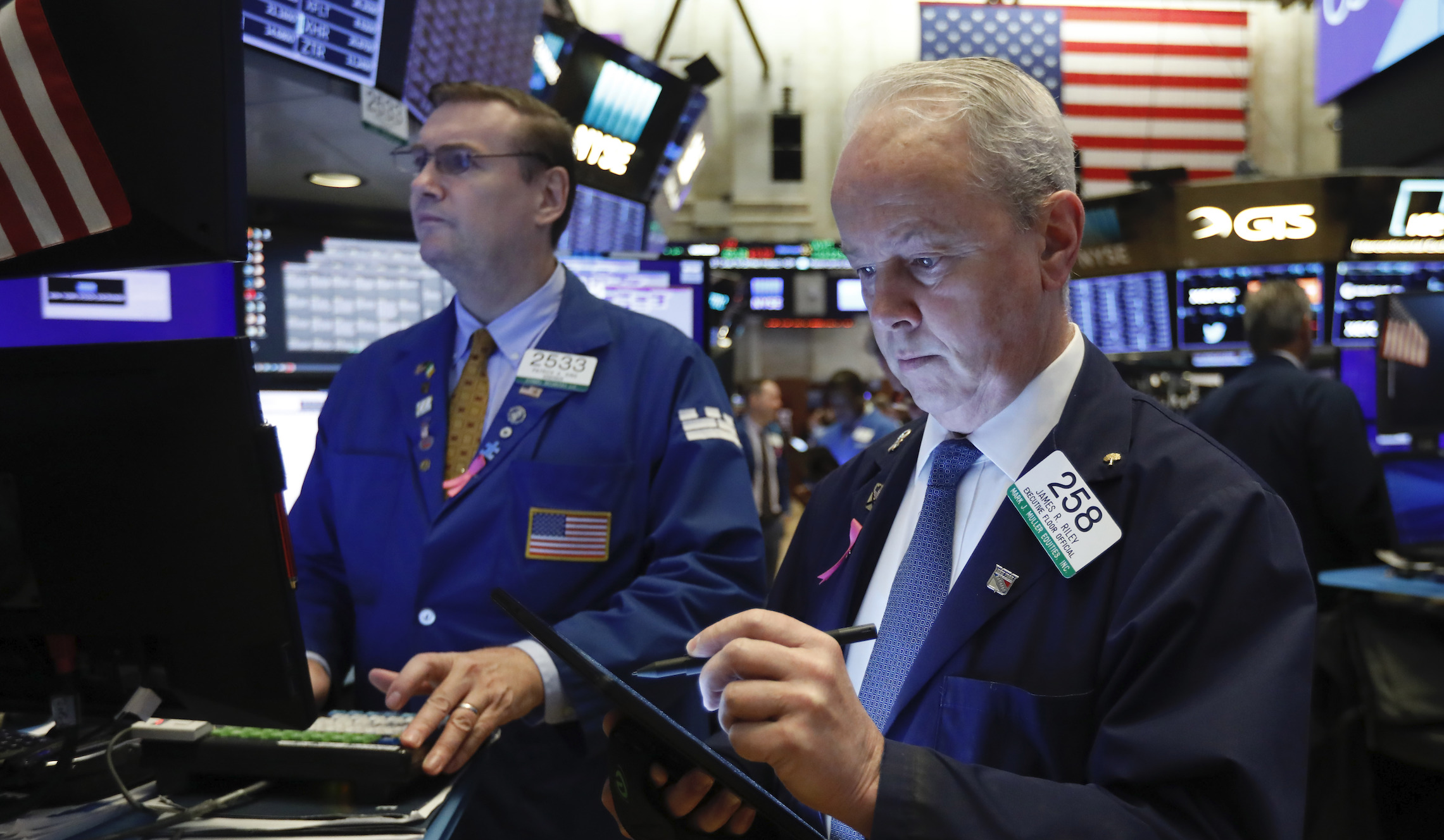 US economy grew 1.9% in third quarter