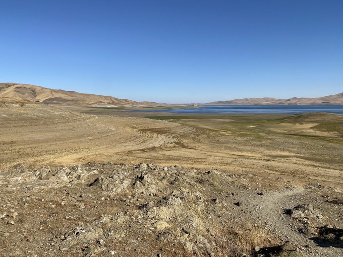 San Luis Reservoir in California.jpg