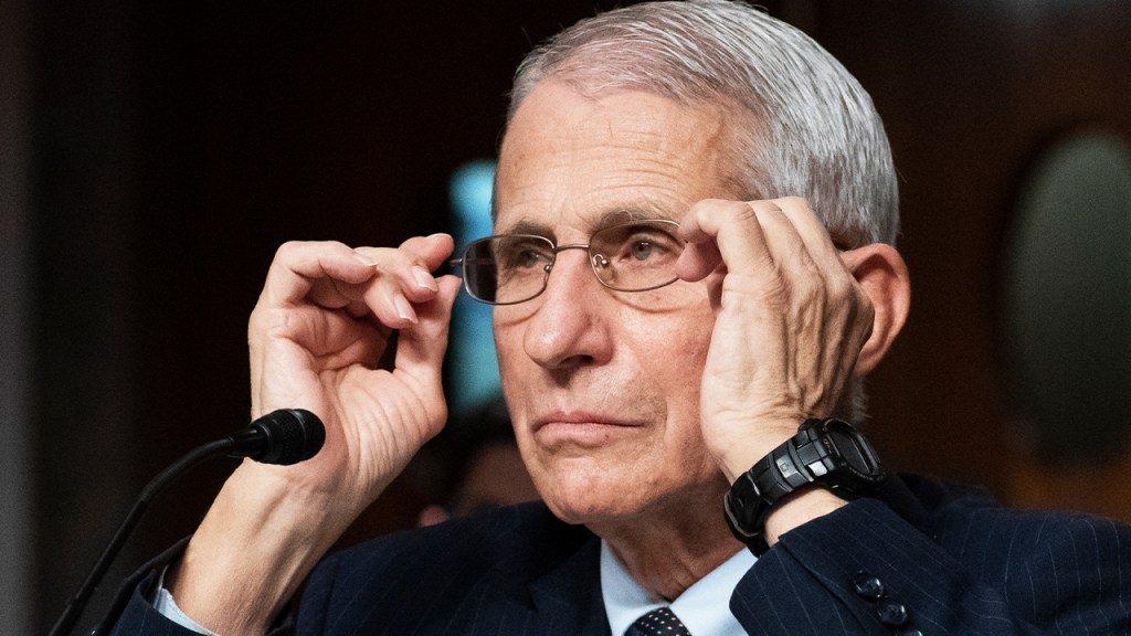 Fauci: Large holiday gatherings are not safe, even if attendees are vaccinated and boosted