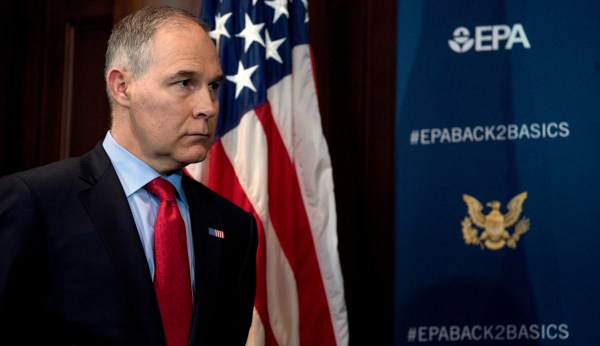 Scott Pruitt’s lobbyist landlords changed locks, told him they would get another tenant: Report