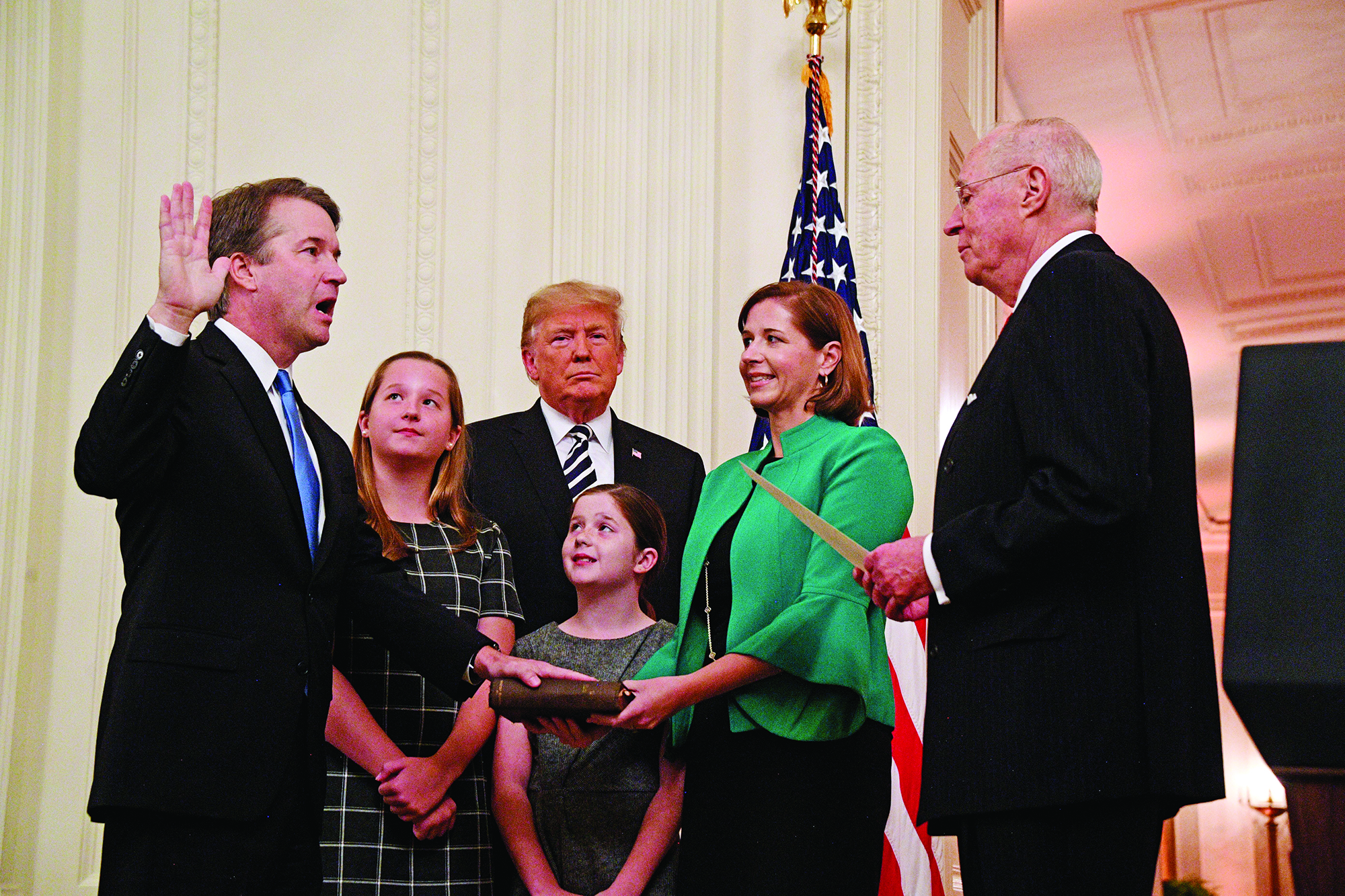 TOPSHOT-US-POLITICS-TRUMP-COURT