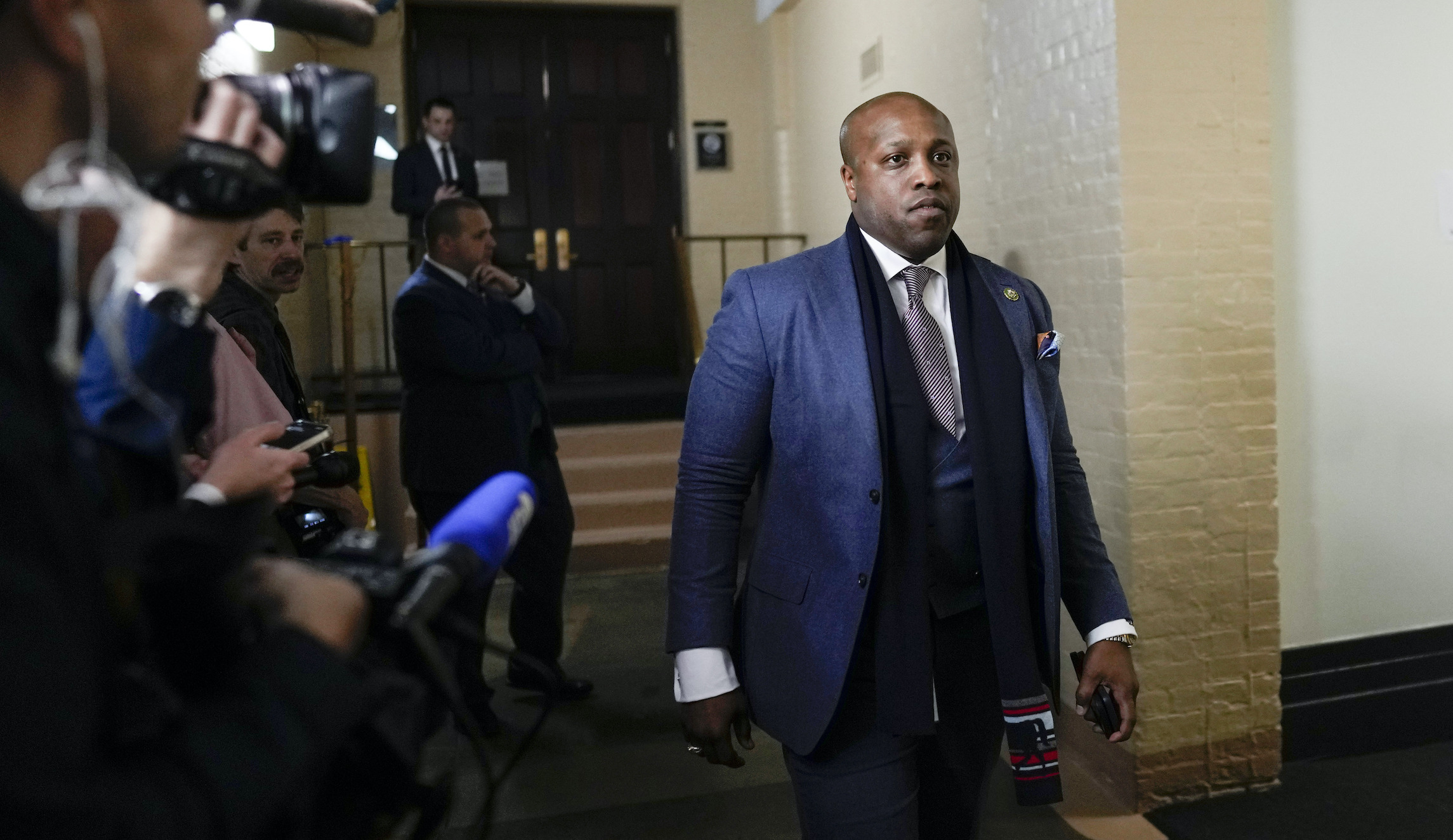 House Republicans urge DirecTV to reconsider ‘deplatforming’ conservative outlet