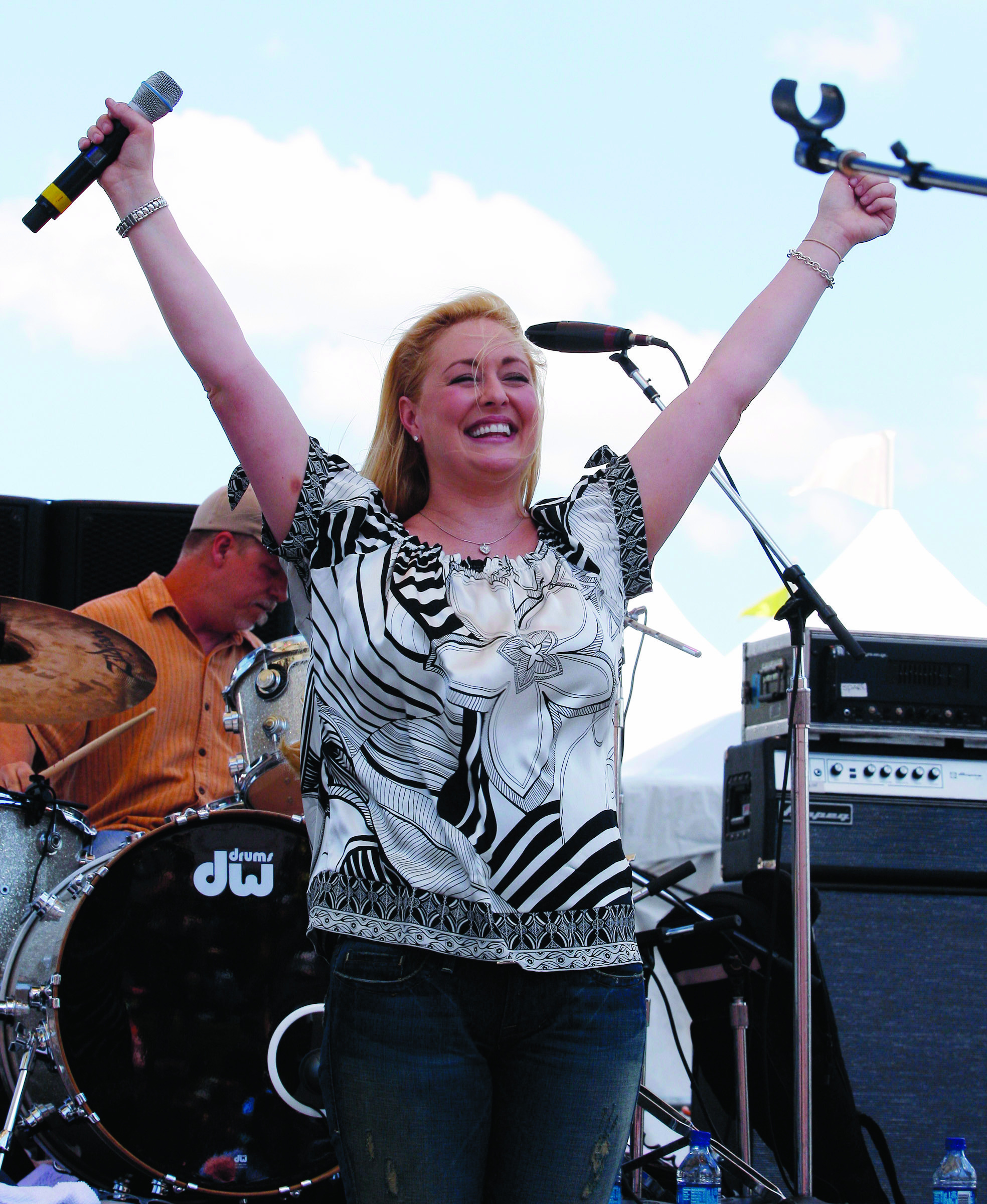 Mindy McCready’s death renews questions for Dr. Drew