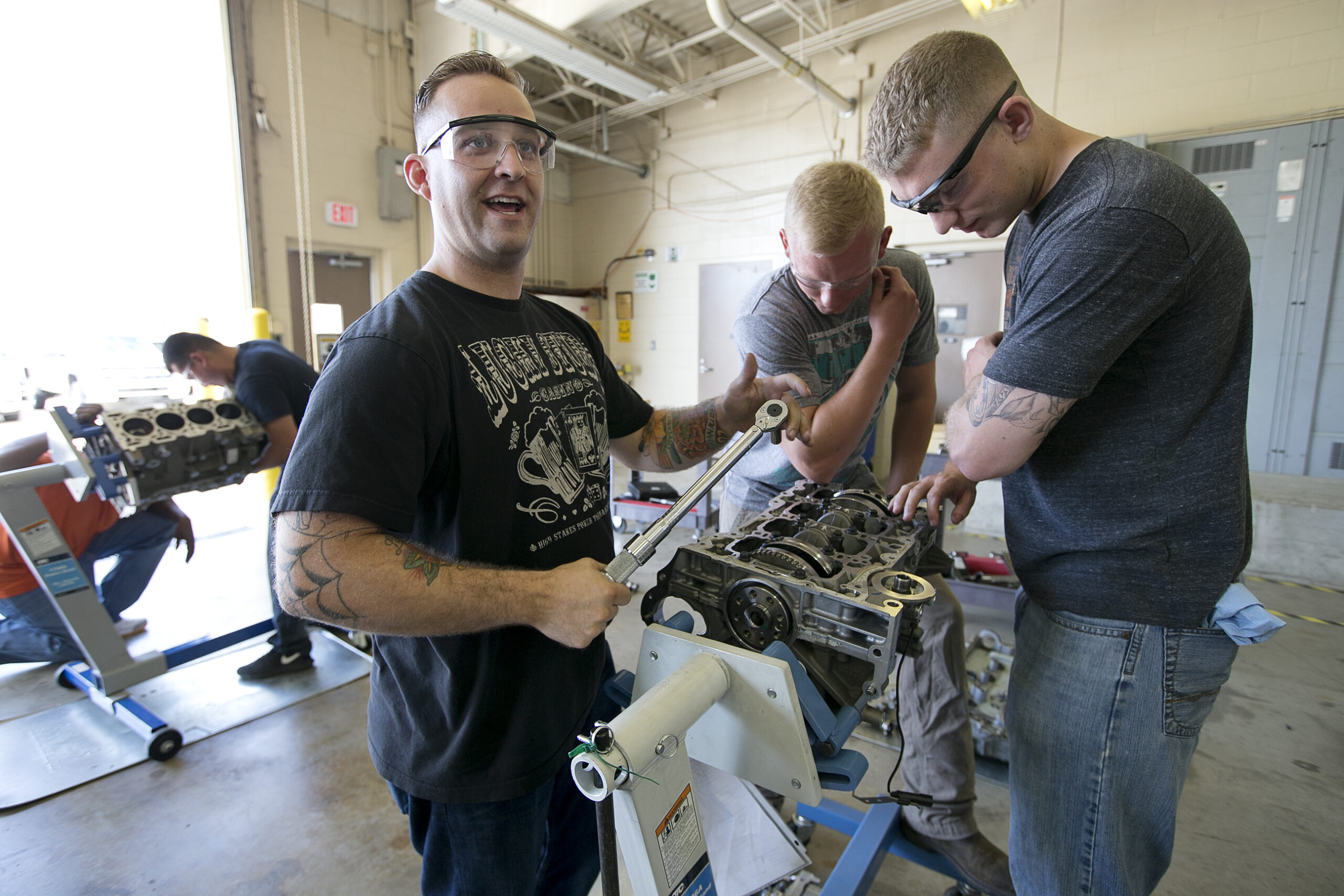 Economy adds 215,000 jobs in July, unemployment rate unchanged at 5.3 percent