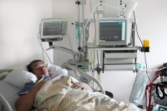 Doctors, hospitals rethinking electronic medical records mandated by 2009 law