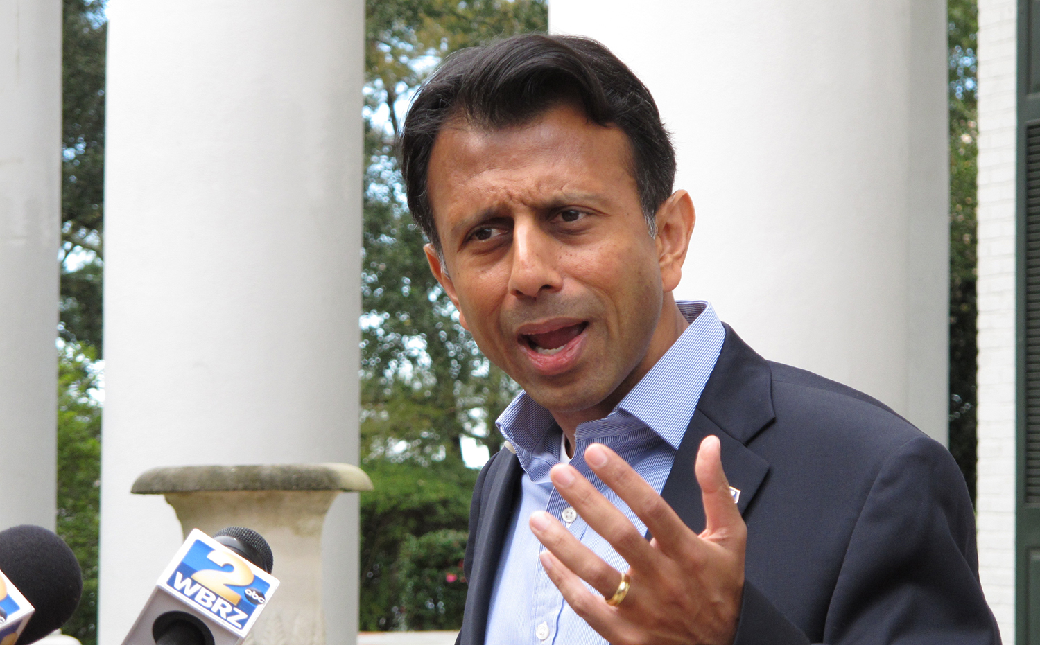 ‘Exactly right’: Jindal backs Trump over travel ban