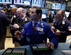 Brent oil rises to $110 on Ukraine issues; WTI gains before supply data