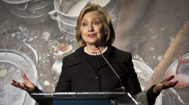 Clinton campaign delay mocked as a money grab