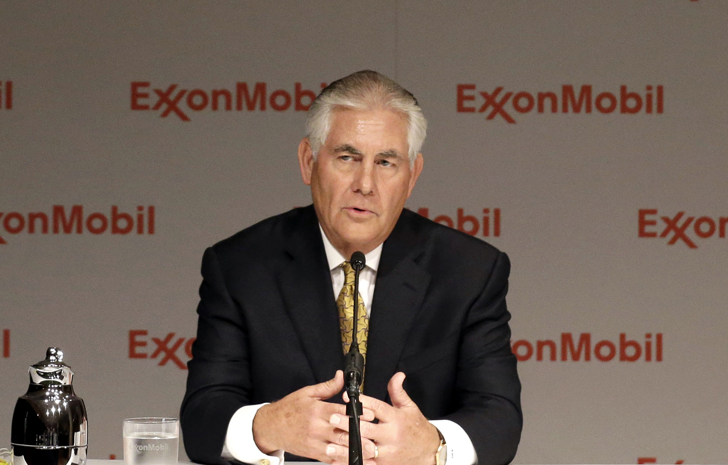White House sneers at Trump’s Tillerson pick