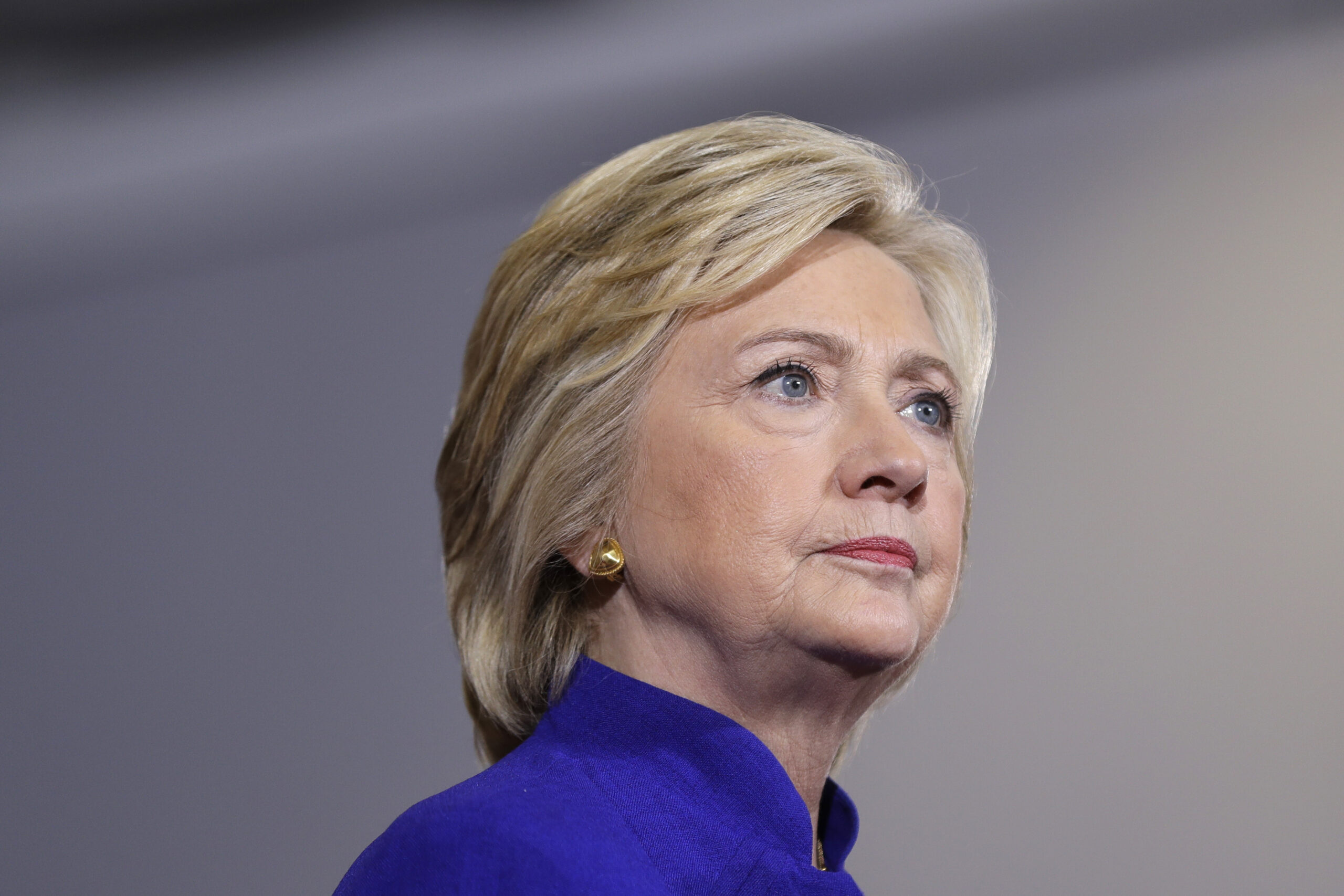 Clinton deleted at least 2,800 work-related emails