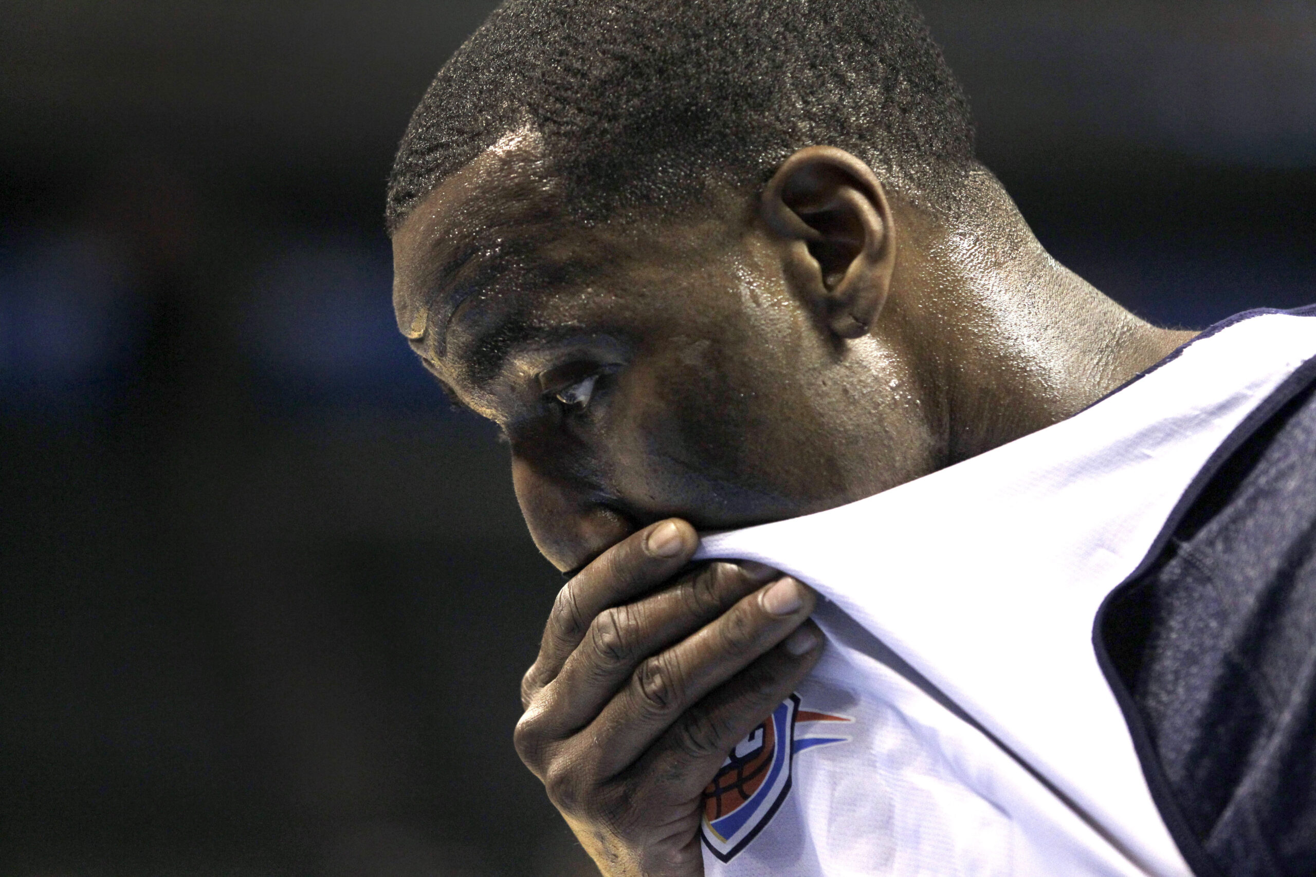 Thunder takes early Finals lead with small lineup