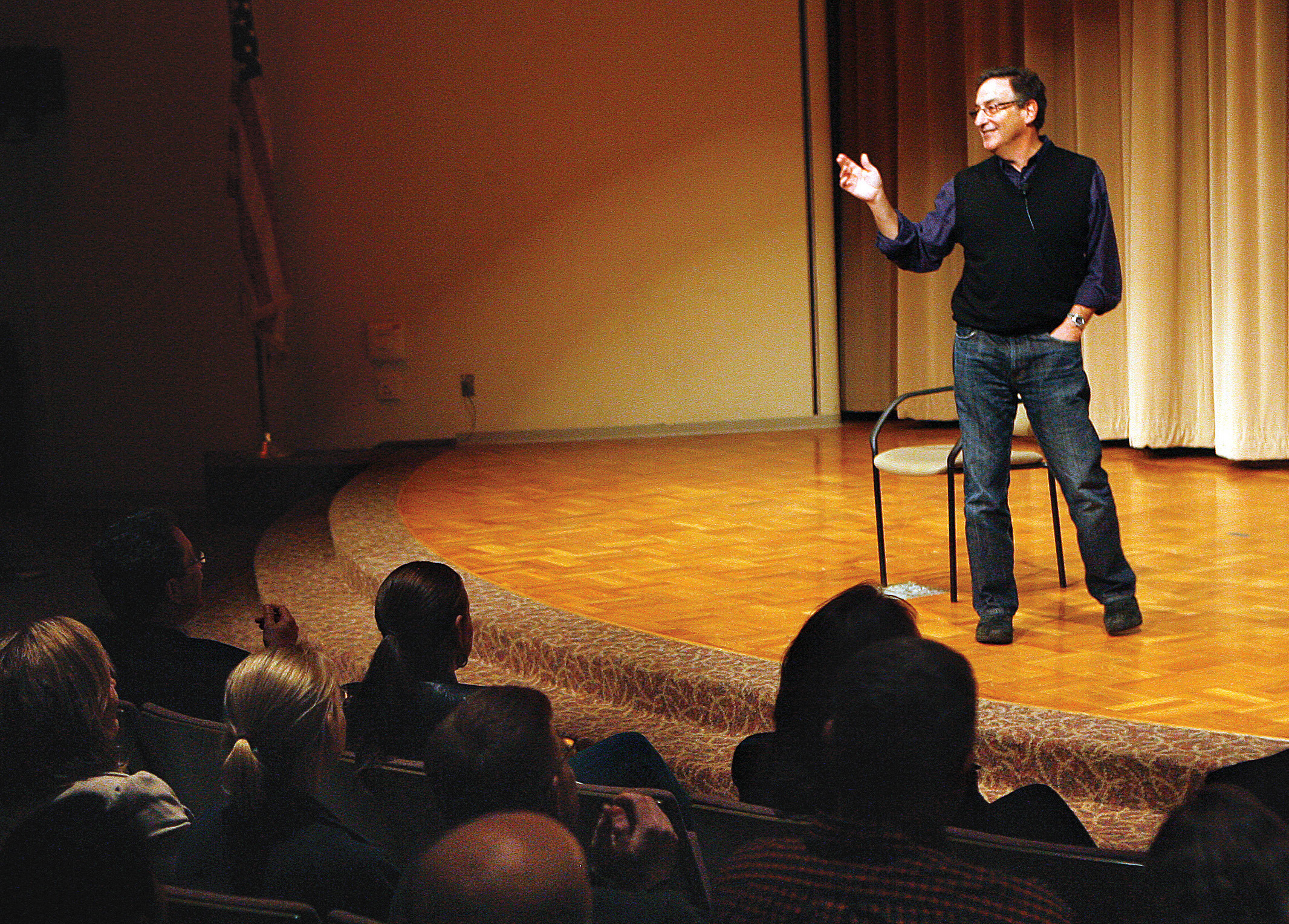 Flatow, ‘Science Friday’ settle claims over grant