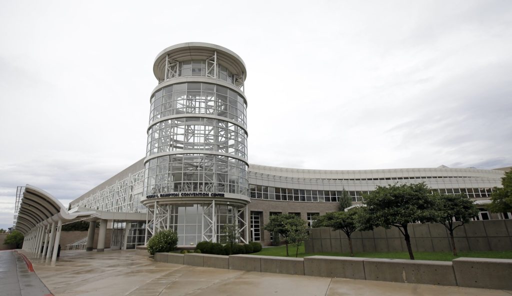 Salt Lake convention hotel attracts developers