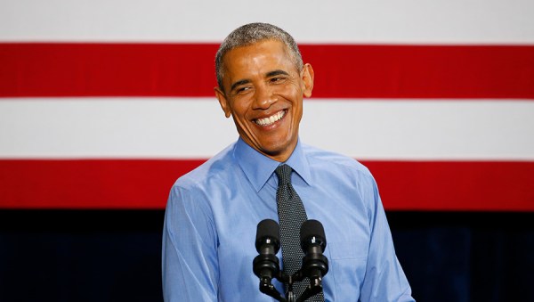 Obama gives Sanders the edge over Clinton on ‘authenticity’