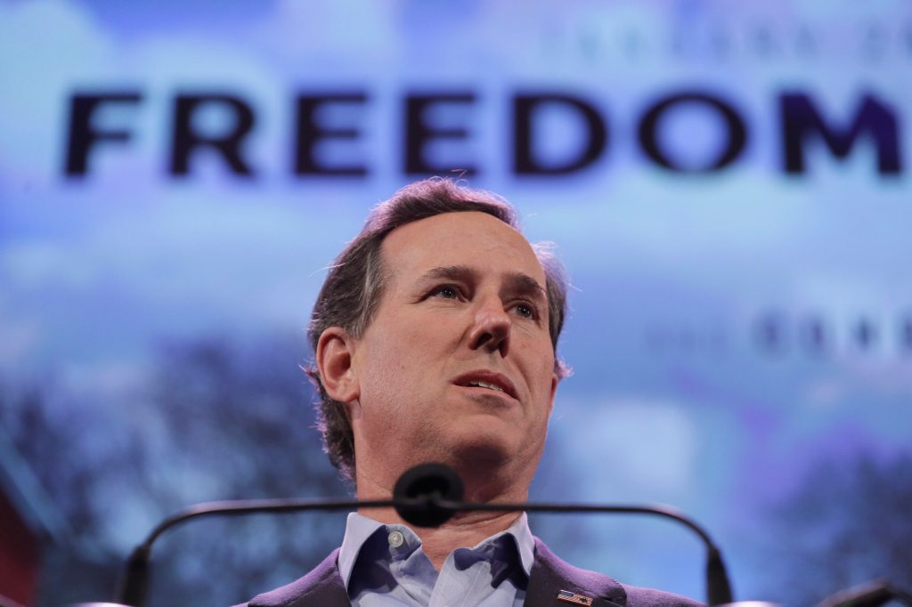 Santorum blames struggling economy on immigration