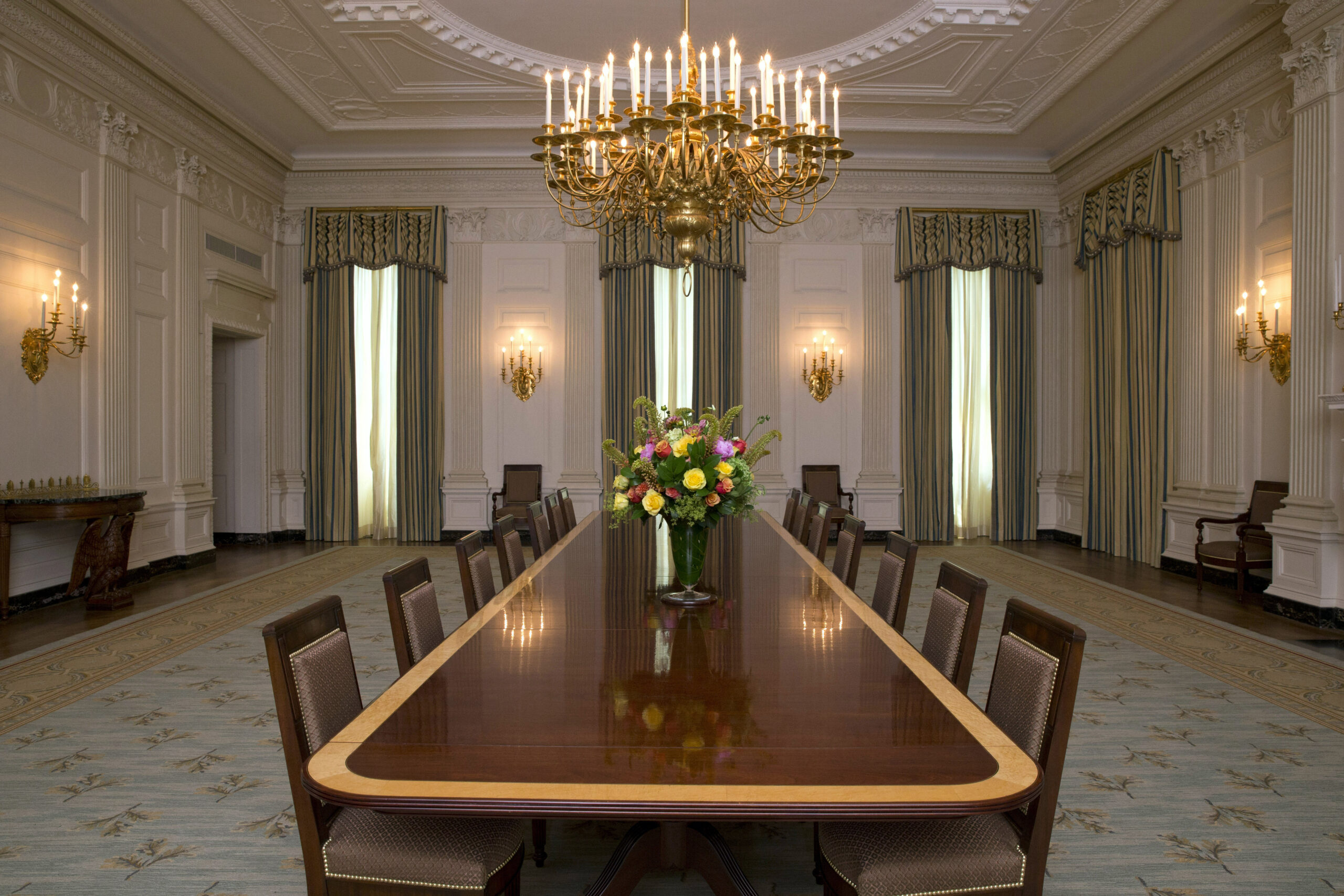 White House’s revamped State Dining Room costs $600,000