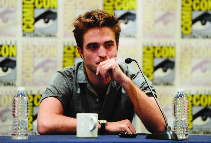 Robert moves out of home shared with Kristen