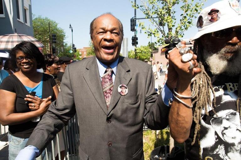 Marion Barry lectures on ethics during chaotic Council session