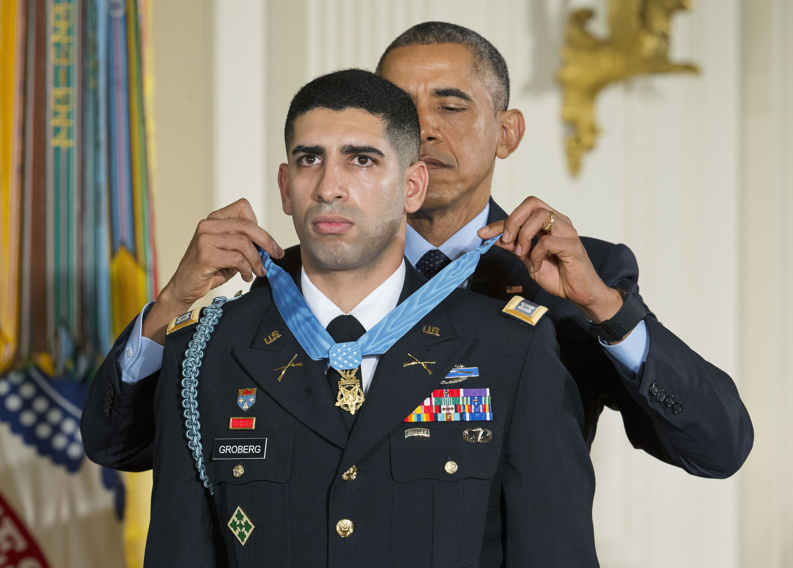 Obama honors Army hero who summoned ‘his very best’