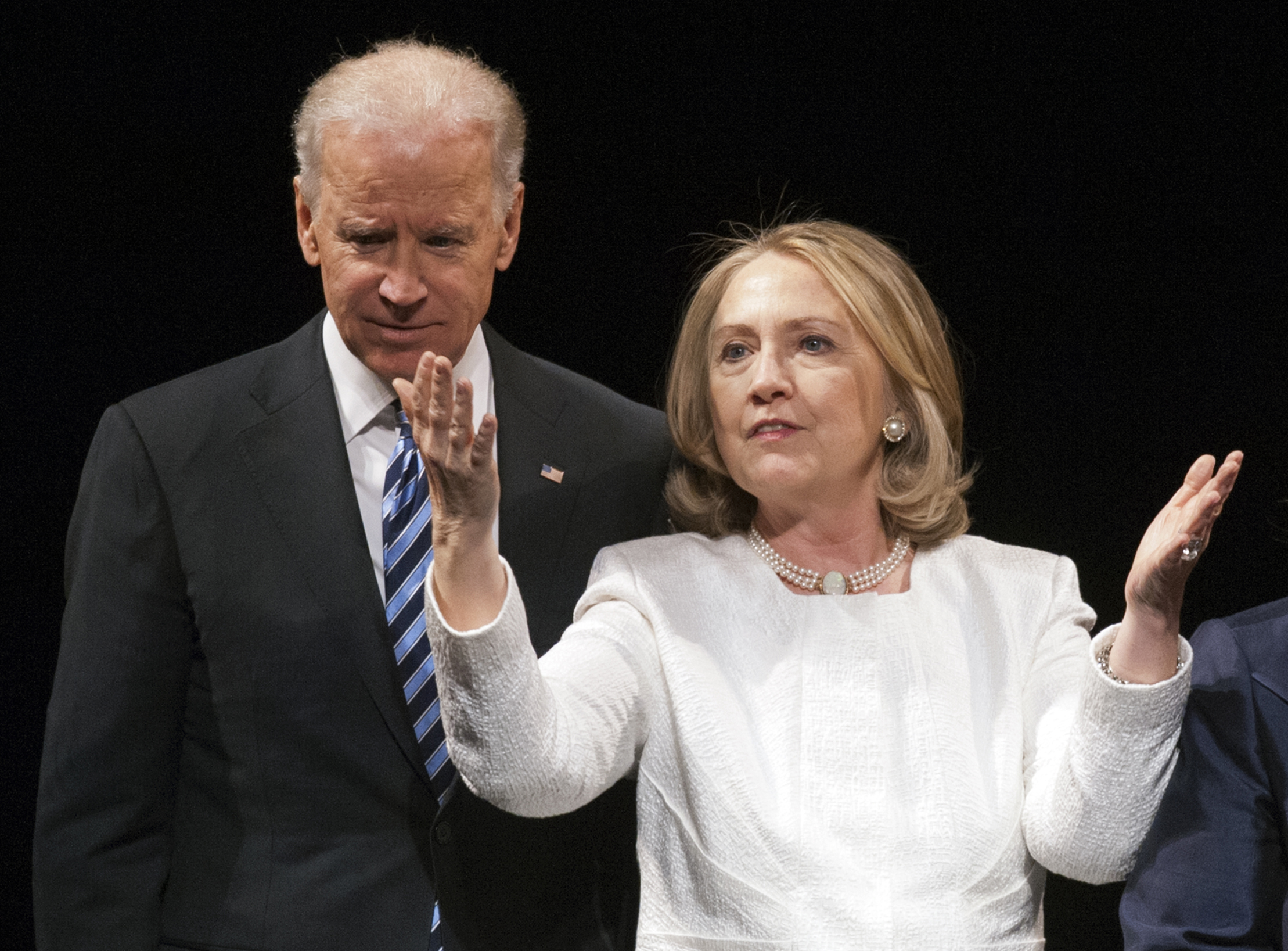 Clinton and Biden cancel joint campaign appearance