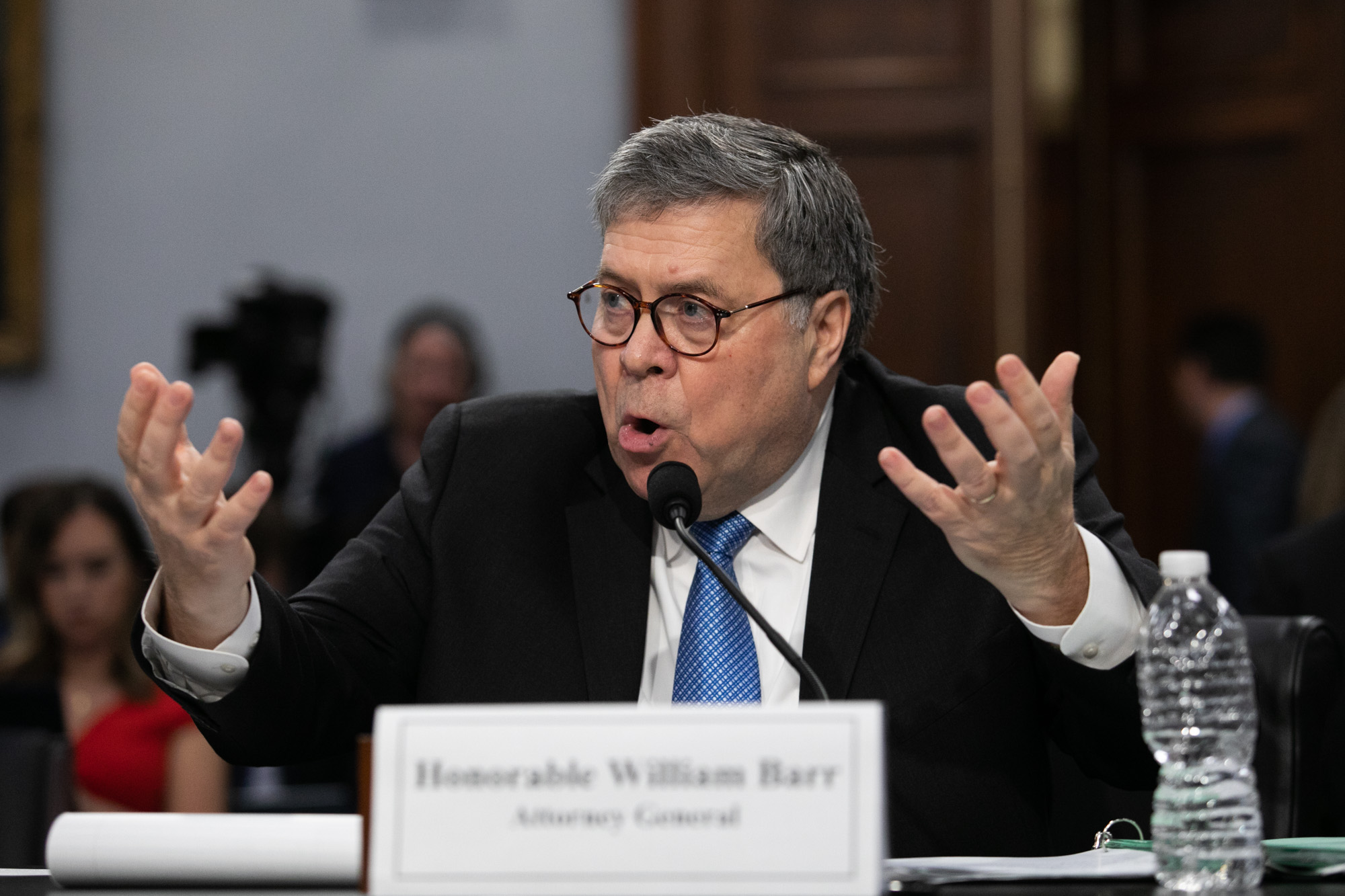 Democrats question Barr’s ‘independence,’ demand full Mueller report