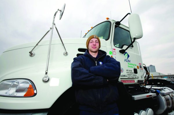 Trucking industry pushes teen drivers to fill big rig shortage