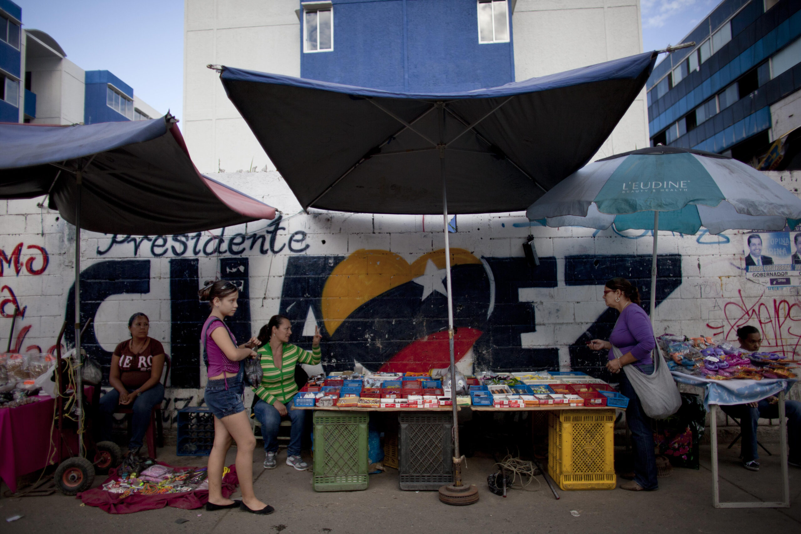 Venezuela VP hopes Chavez can be sworn in Jan. 10