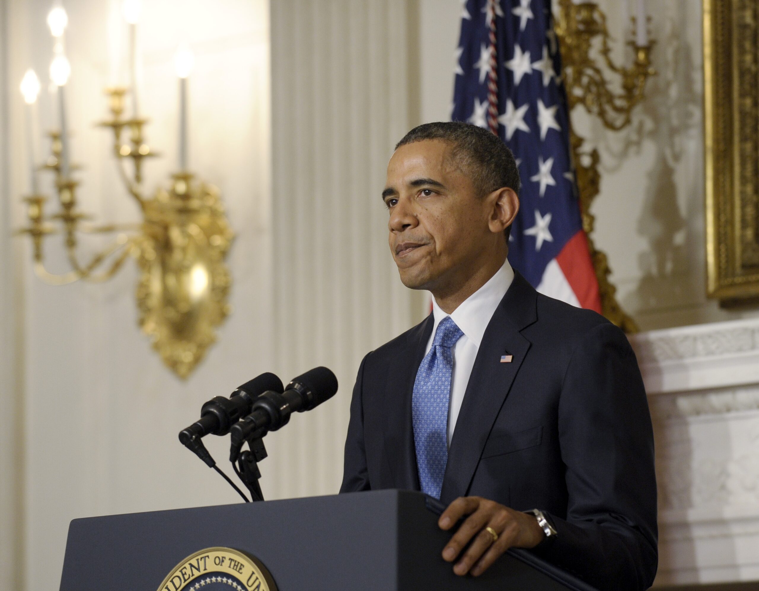 Obama offers prayers to NYC train victim families