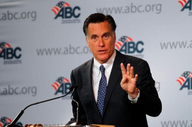 Romney sees opening to take down Santorum