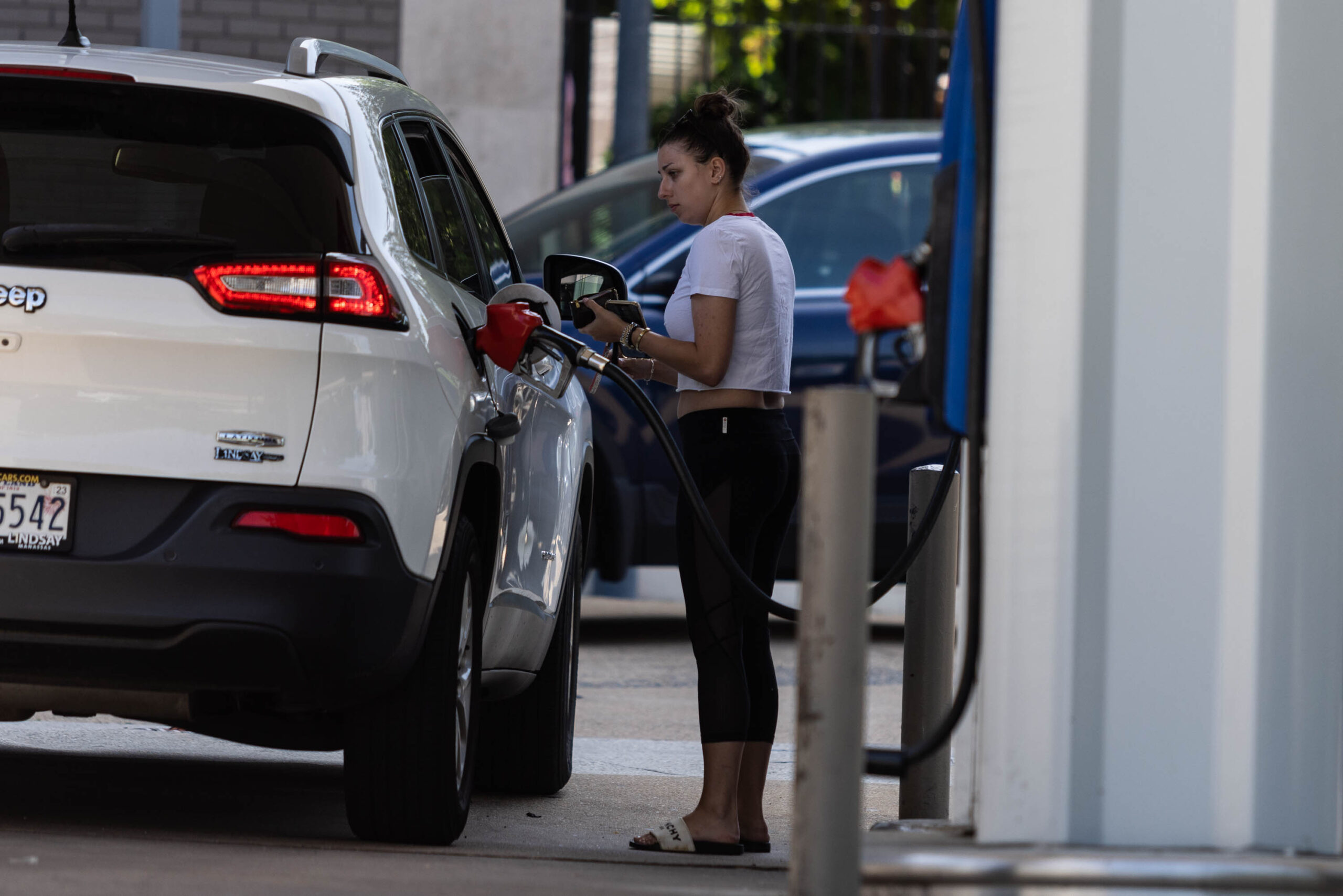 Gas prices today: Where to find the cheapest fuel across the country