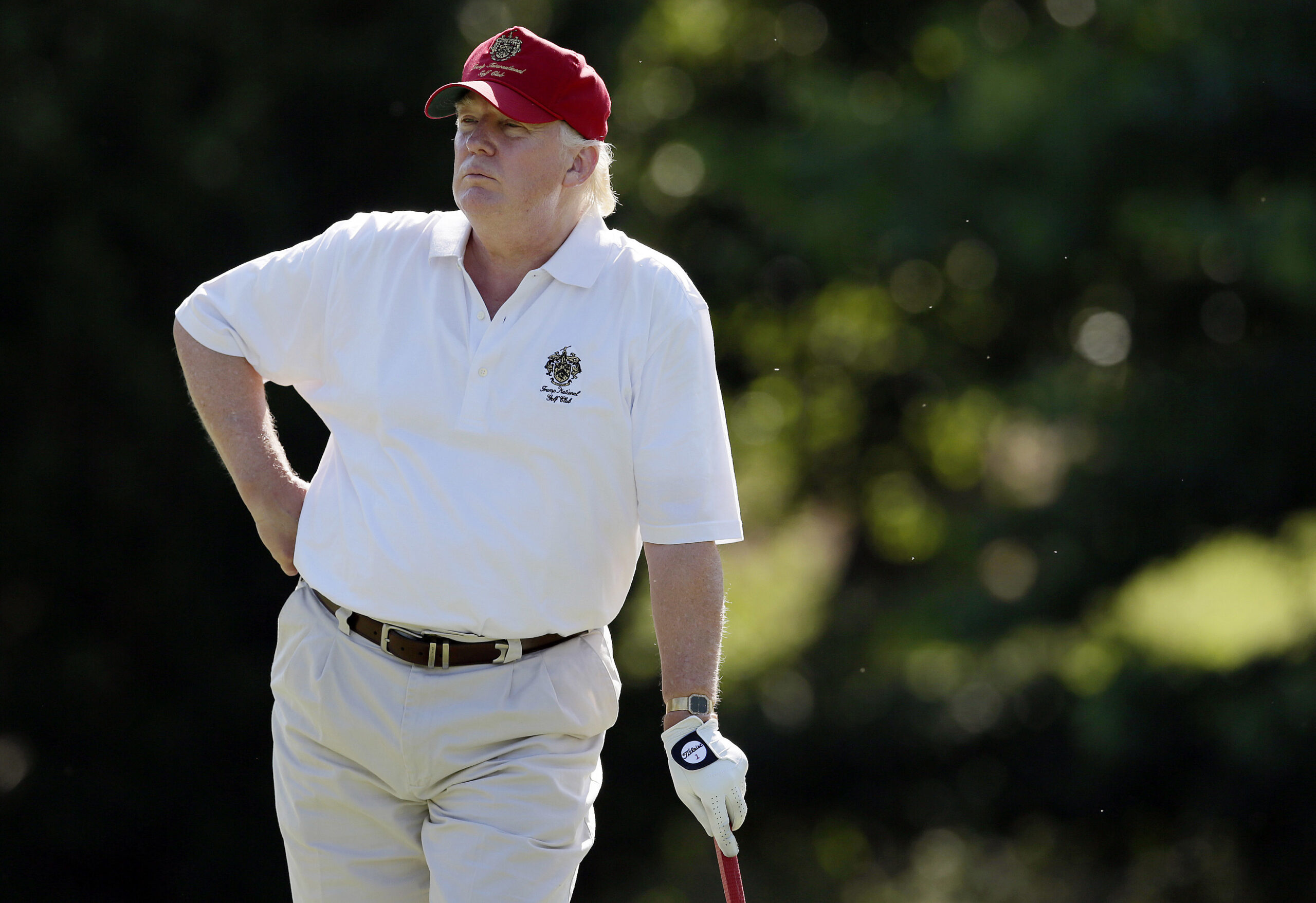Trump makes 45th visit to golf property since taking office