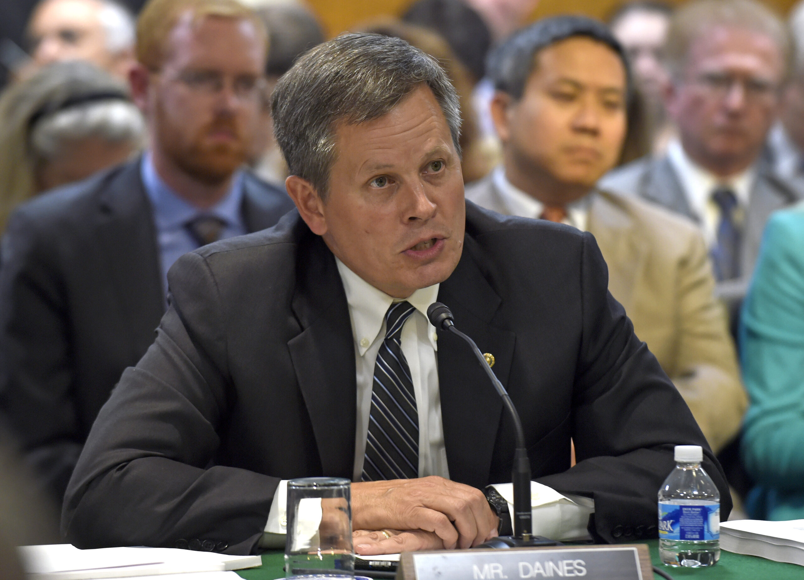 Senator says U.S. ‘under attack’ by cyber enemies