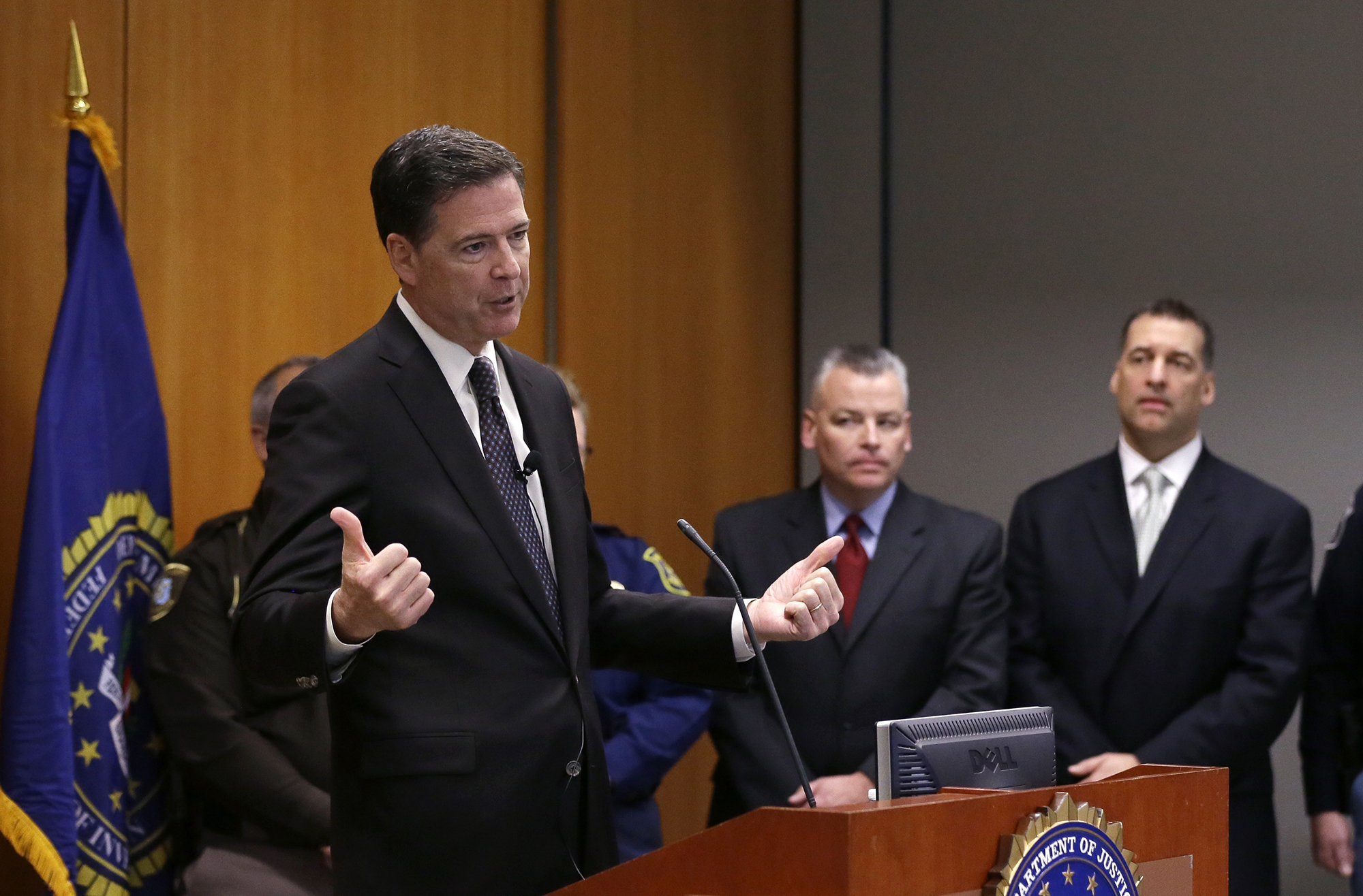 FBI promises to keep Apple iPhone hack secret