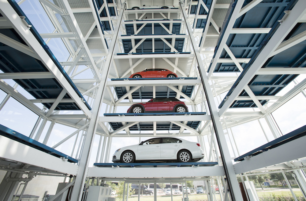 Car dealership or vending machine? Washington residents now have a choice