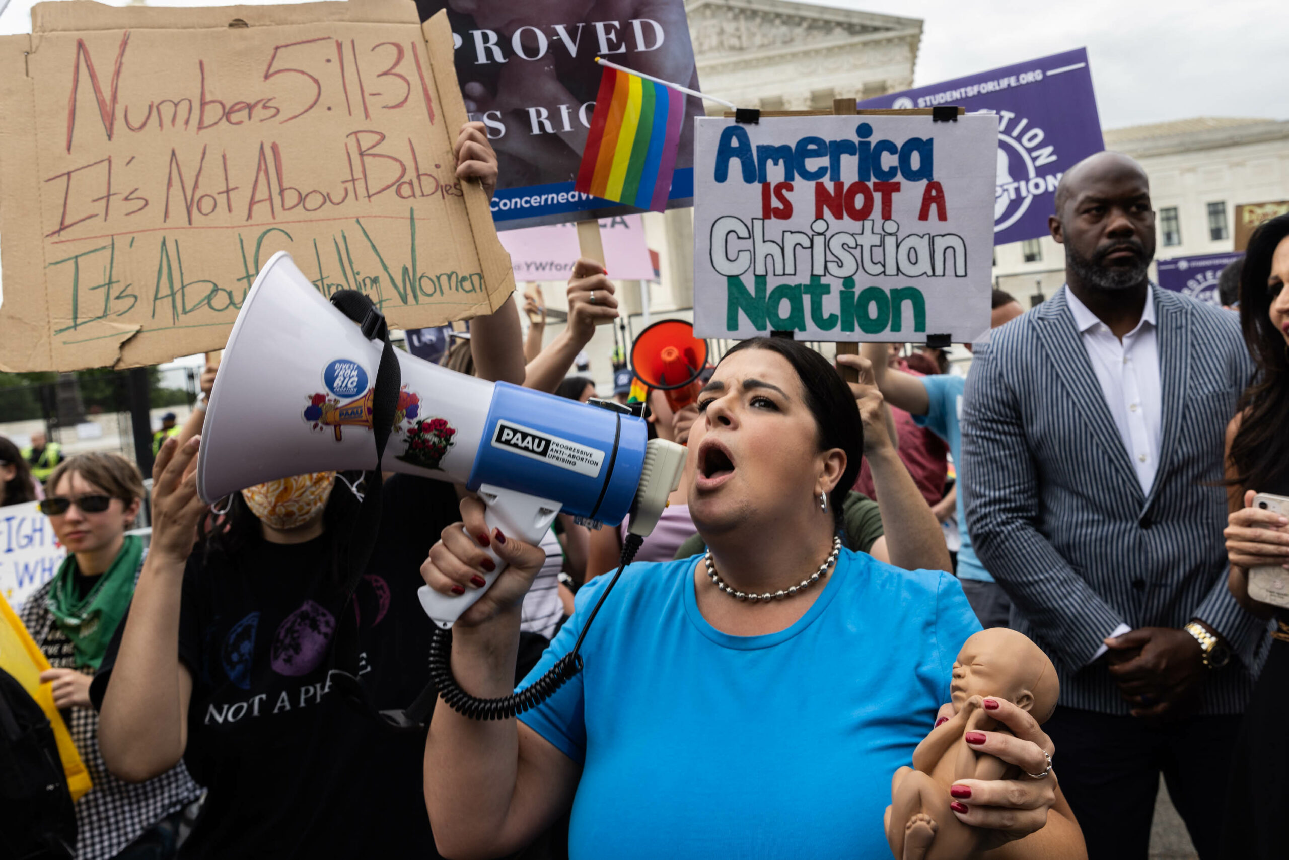 House Democrats file discharge petition to force vote on abortion access