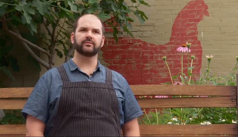 Online critics blame the wrong Red Hen after Sarah Sanders controversy