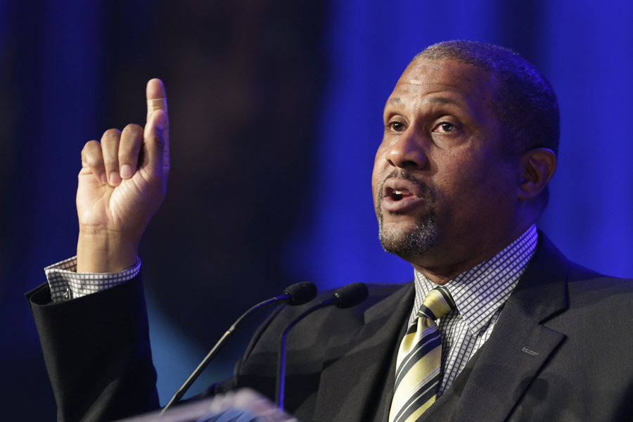 Tavis Smiley: ‘Black America could get on Trump train’