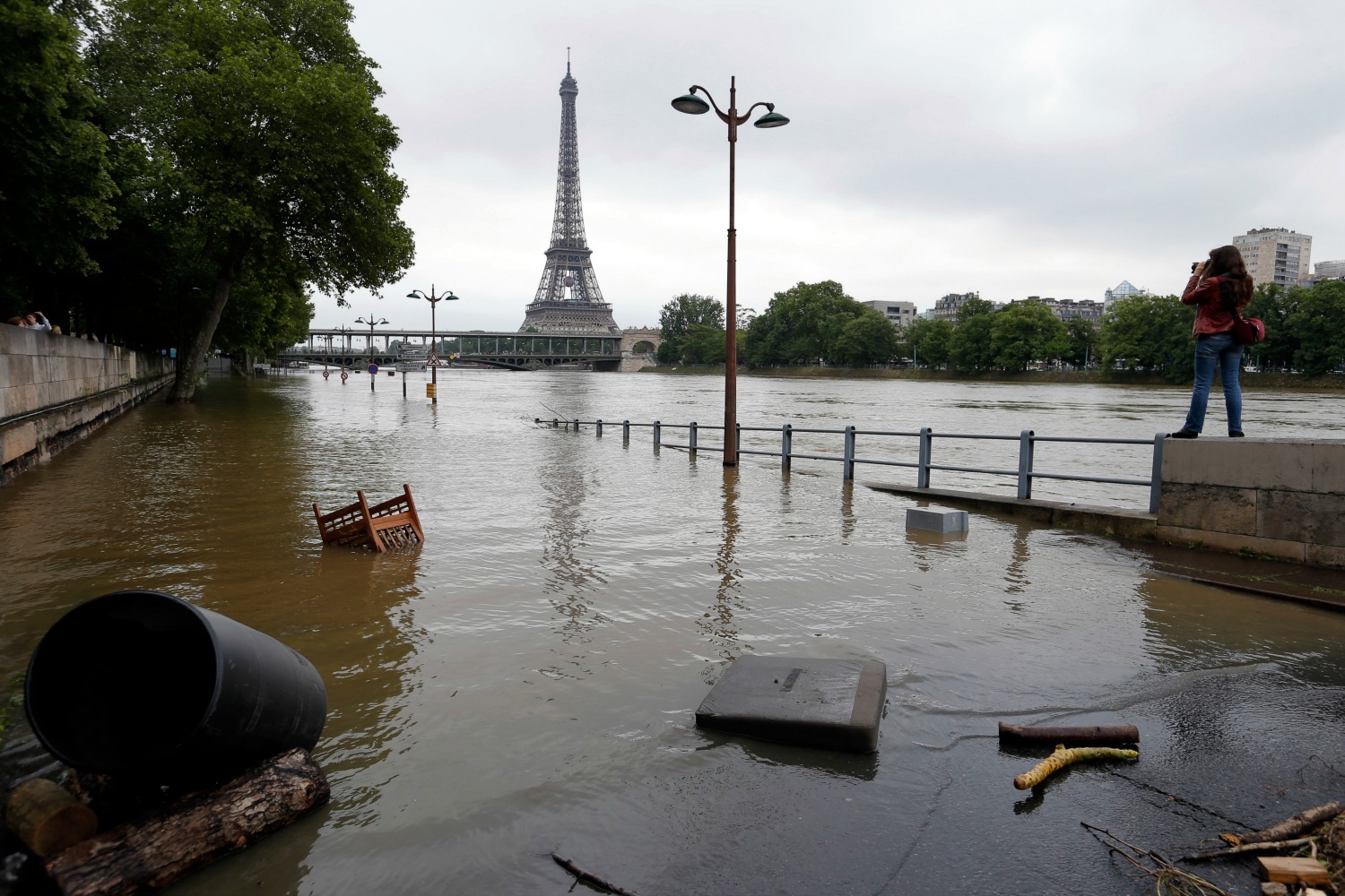 U.S., China officially join Paris climate deal