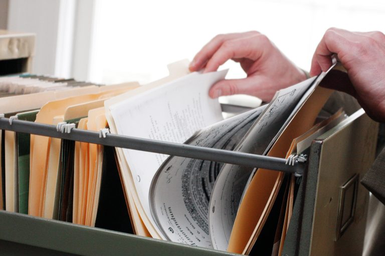 A private nonprofit government watchdog group will soon work with congressional committees to help them oversee federal spending and programs. (iStock Photo)