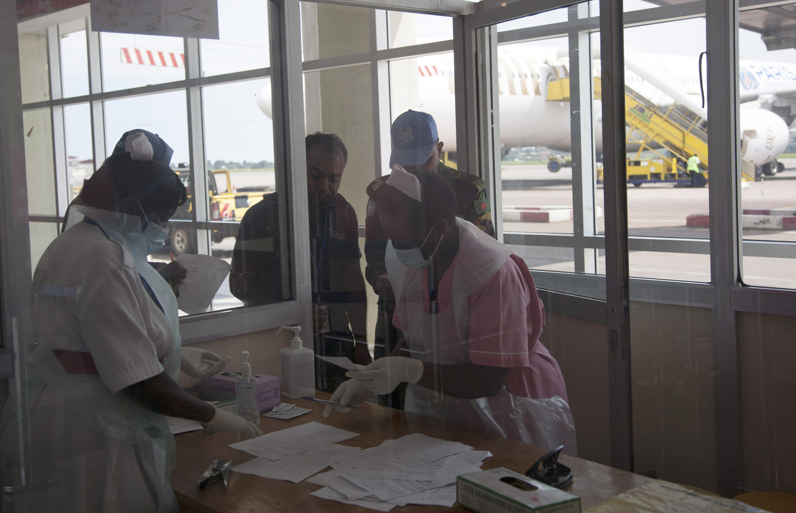 Lack of experience fuels West Africa Ebola crisis