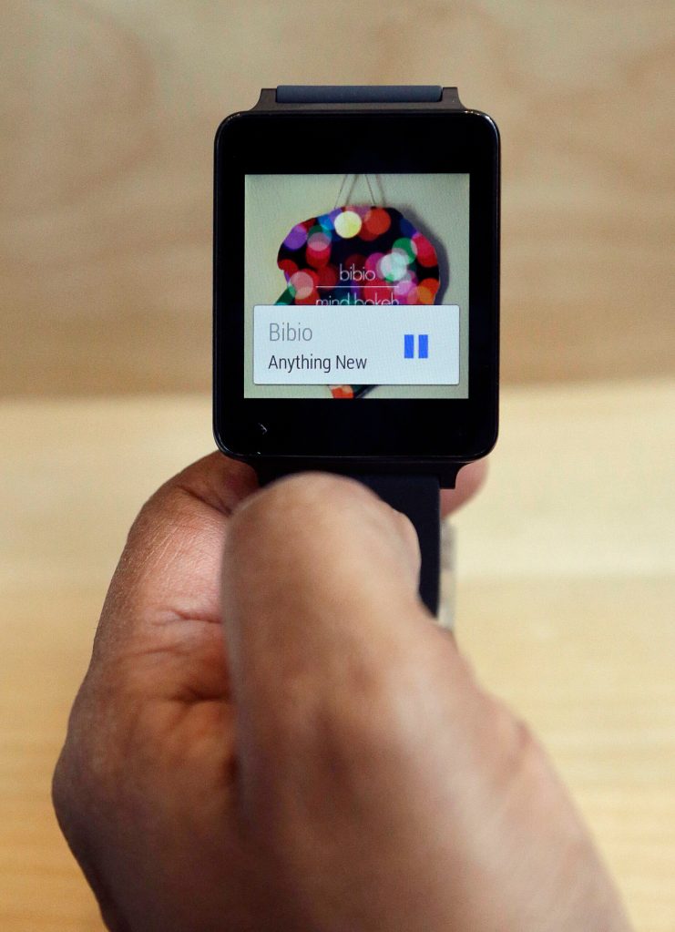 Review: Evolutionary advances in new smartwatches