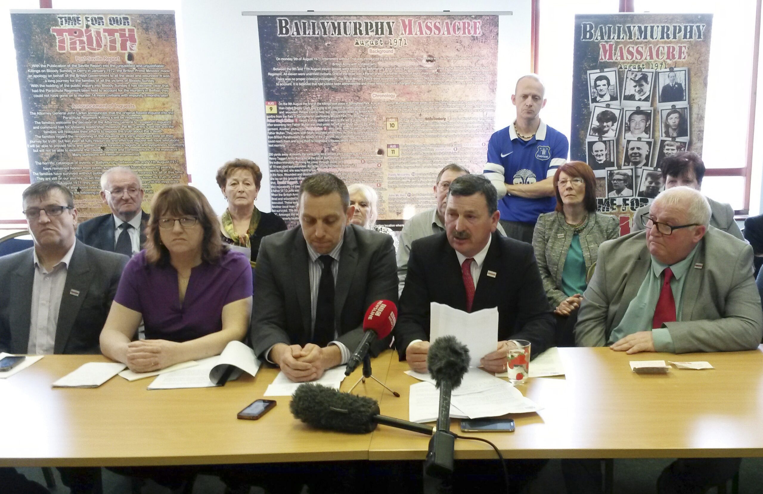 UK rejects new probe into 1971 Belfast killings