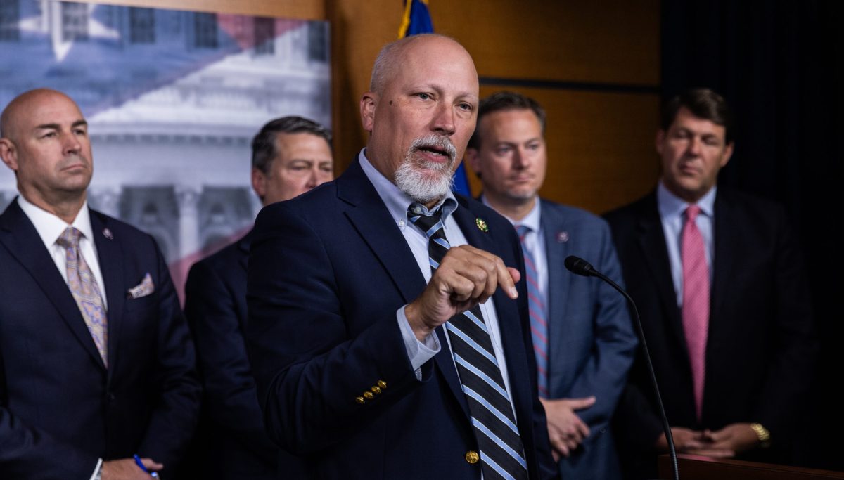 House Republicans tell Abbott: 'Stand your ground' in fight against Biden