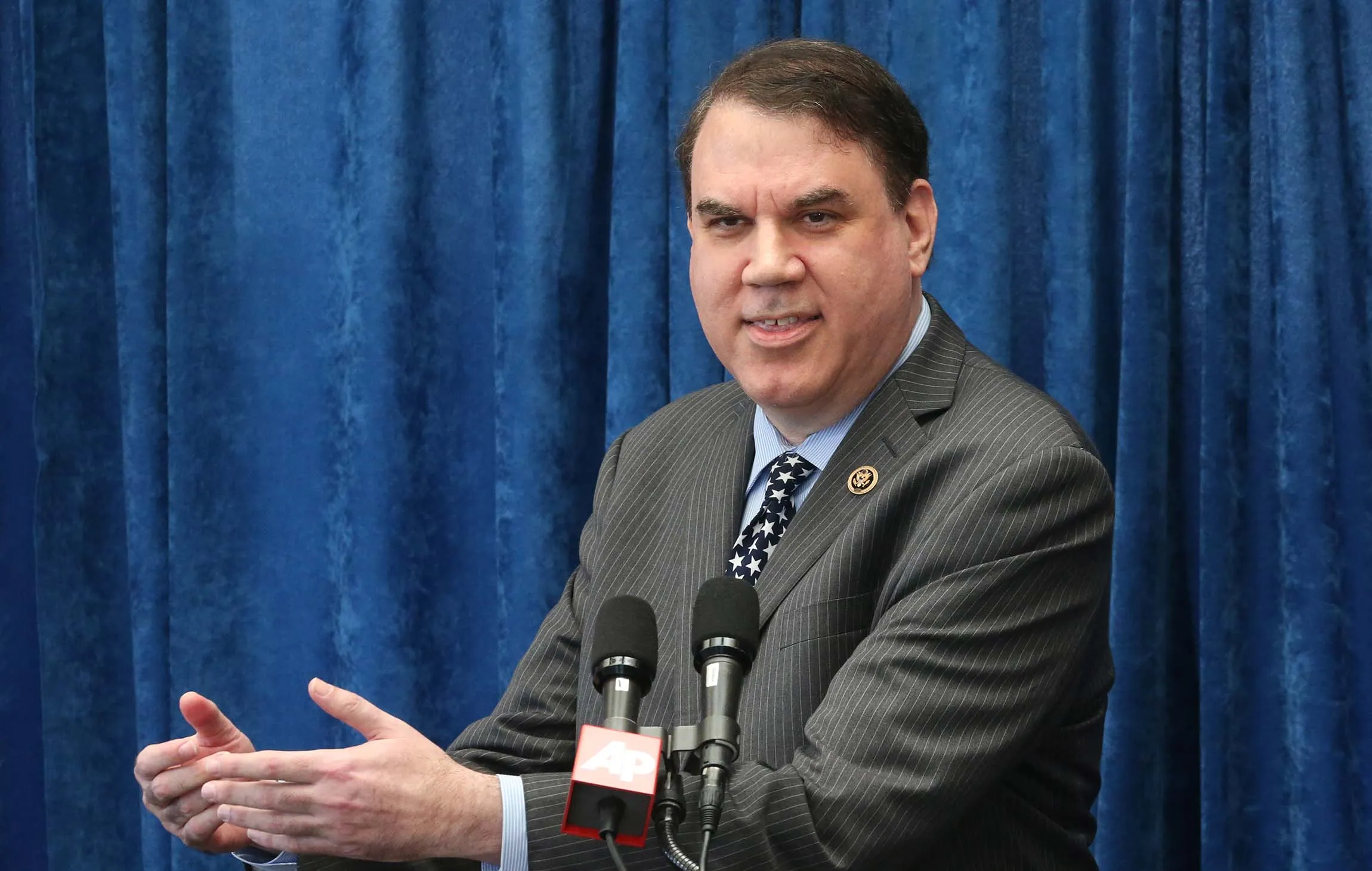 Put a plastic bag over your head, Grayson tells climate change skeptic