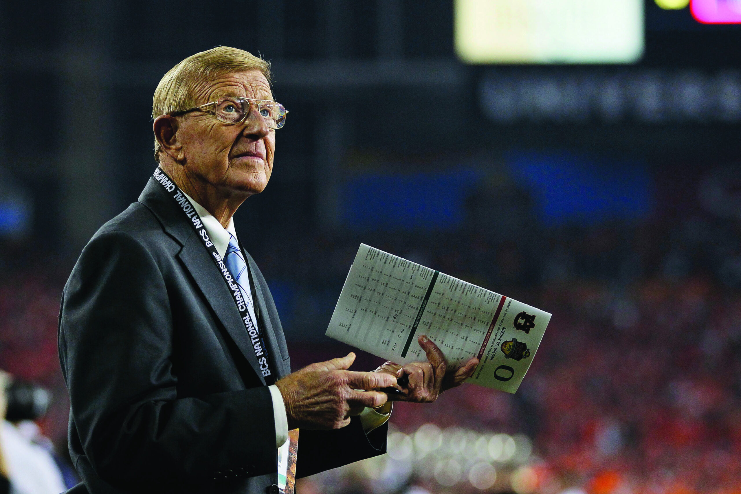 Jim Williams: Holtz excited to see Notre Dame play for title