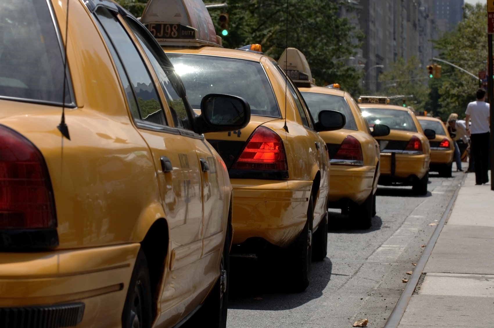 Why not let taxis, Uber, Lyft fight it out on a level playing field with no regulations?