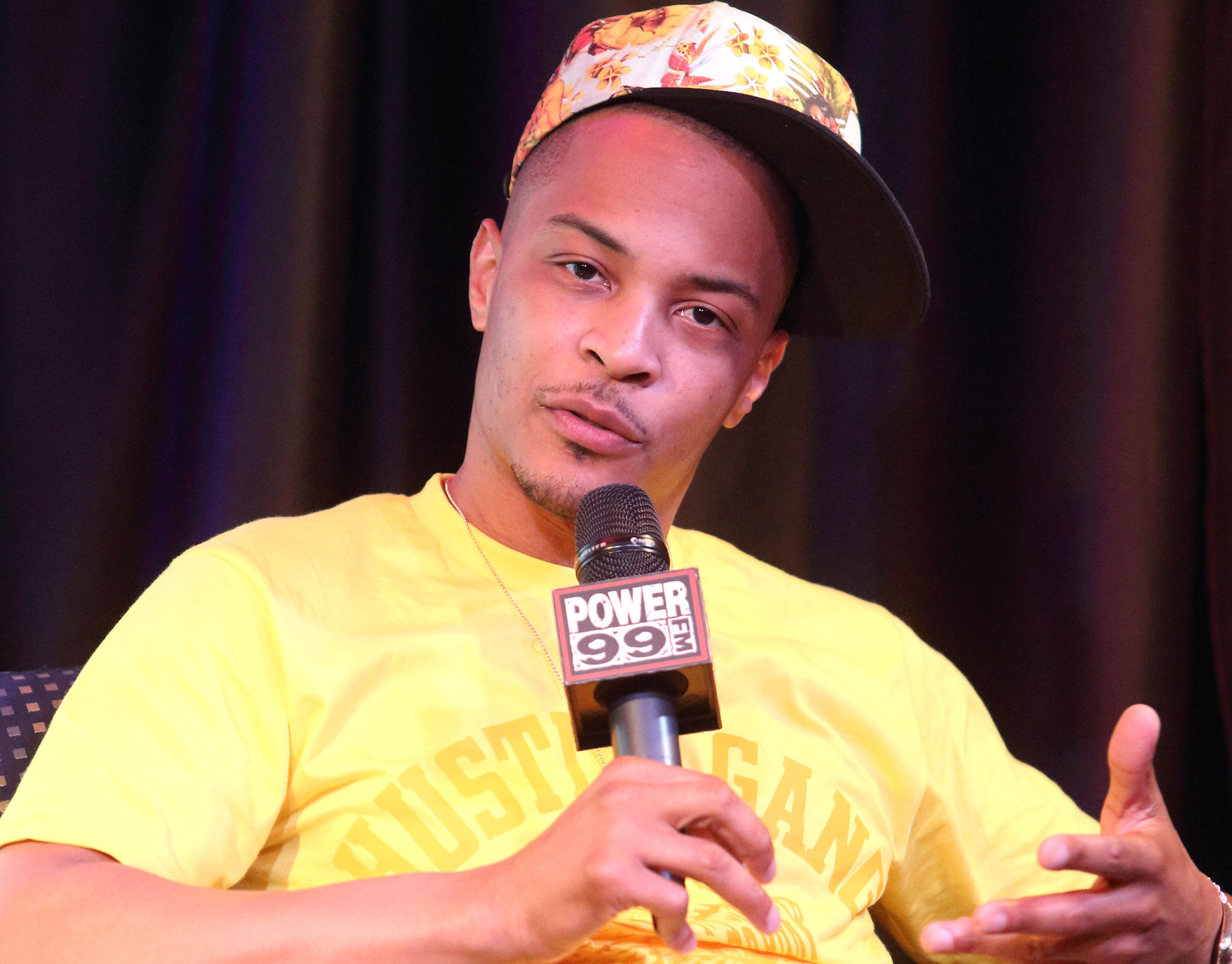 Rapper T.I.: ‘I can’t vote’ for female president