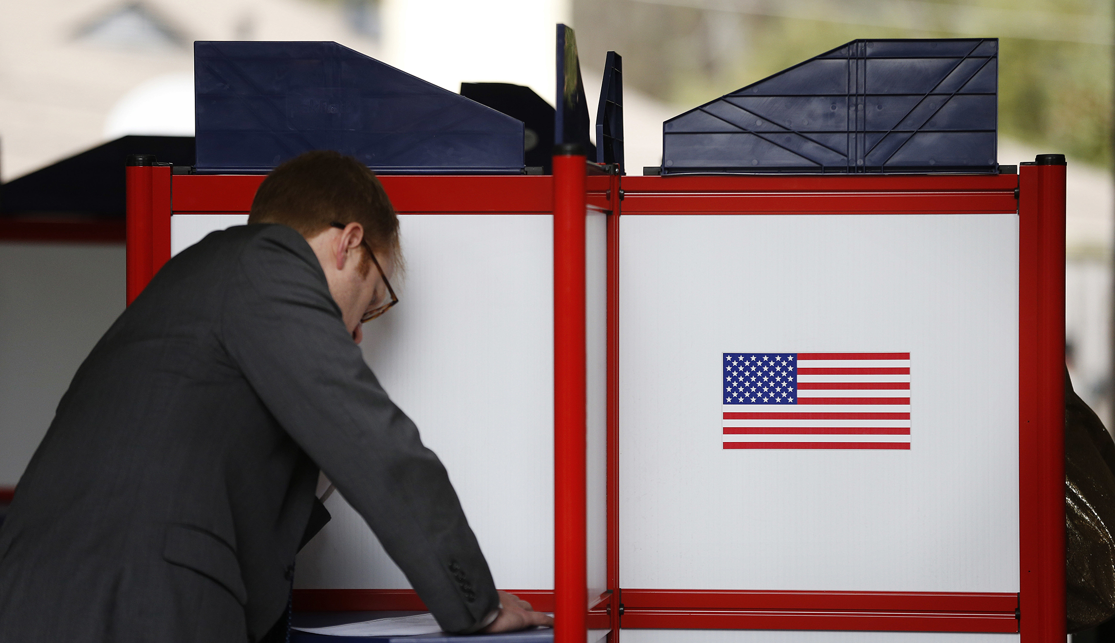 Democrats are making a mistake in failing to open their primaries to independents