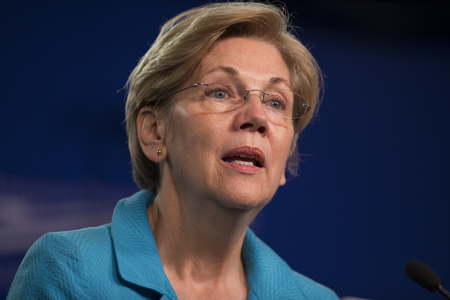 Warren on Trump: ‘How can anyone believe a word that comes out of his big mouth?’
